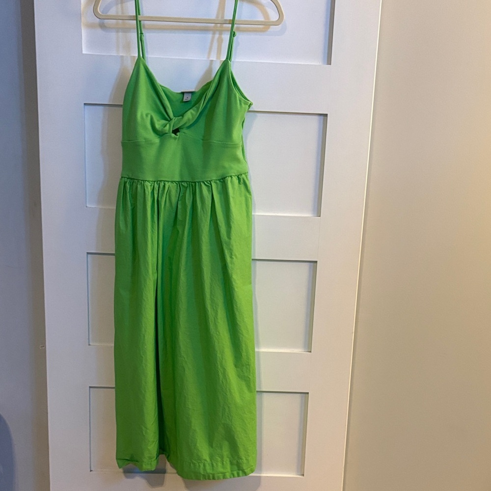 Vibrant Green Spaghetti Strap Dress